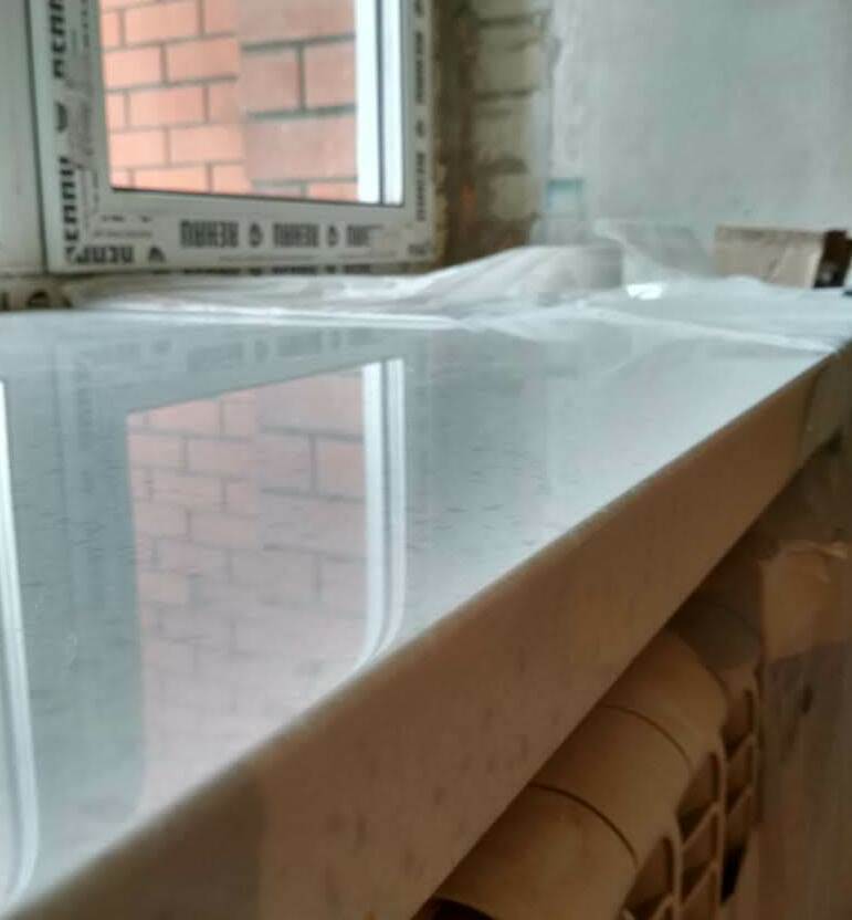 <span style="font-weight: bold;">Подоконники и откосы на окна и лоджии</span> 